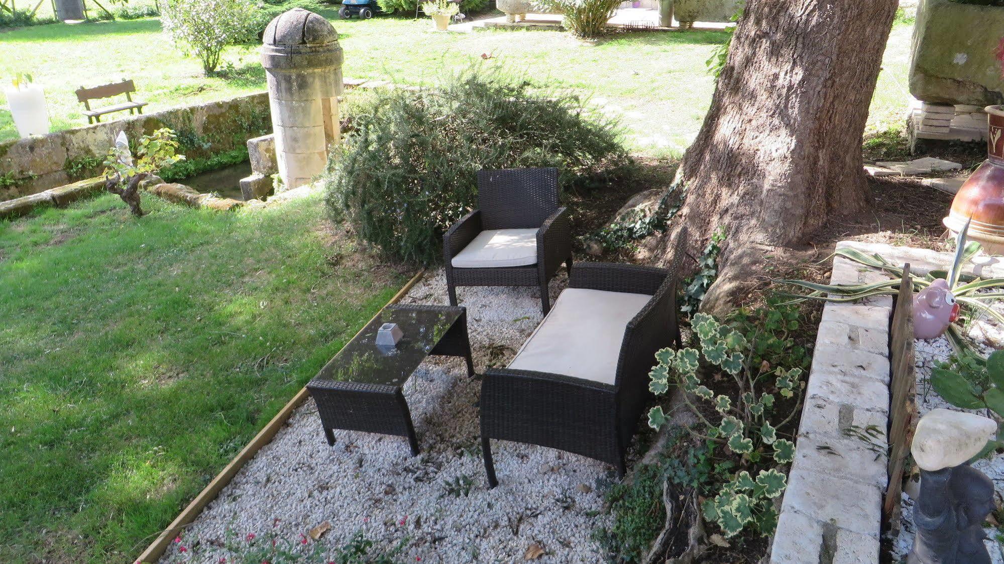 Jolysable Bed and Breakfast Pons Εξωτερικό φωτογραφία