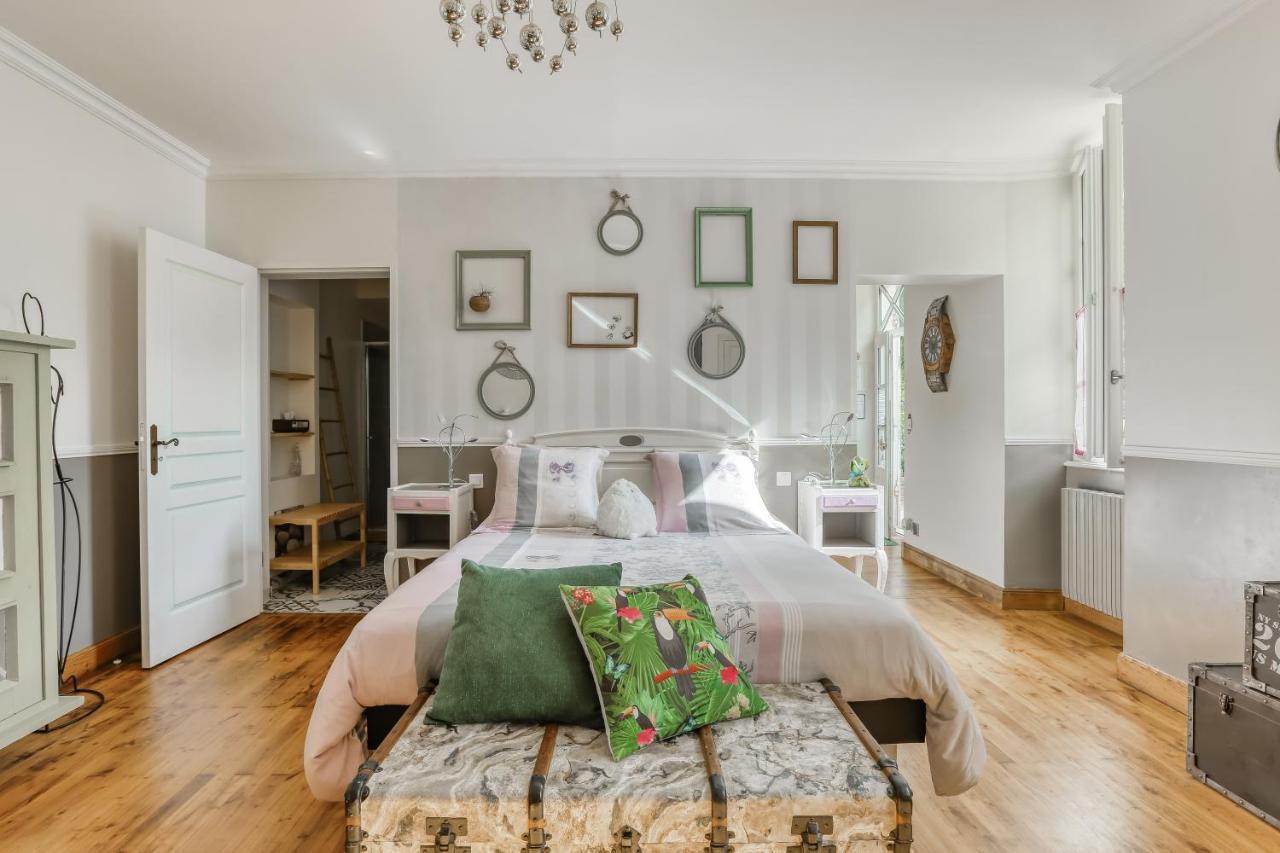 Jolysable Bed and Breakfast Pons Εξωτερικό φωτογραφία