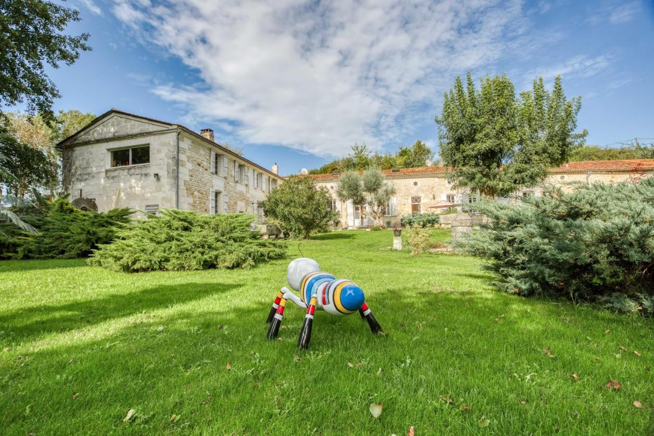 Jolysable Bed and Breakfast Pons Εξωτερικό φωτογραφία